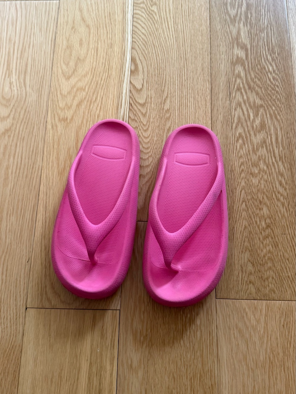 Foam Flip Flop Sandals Bright Pink